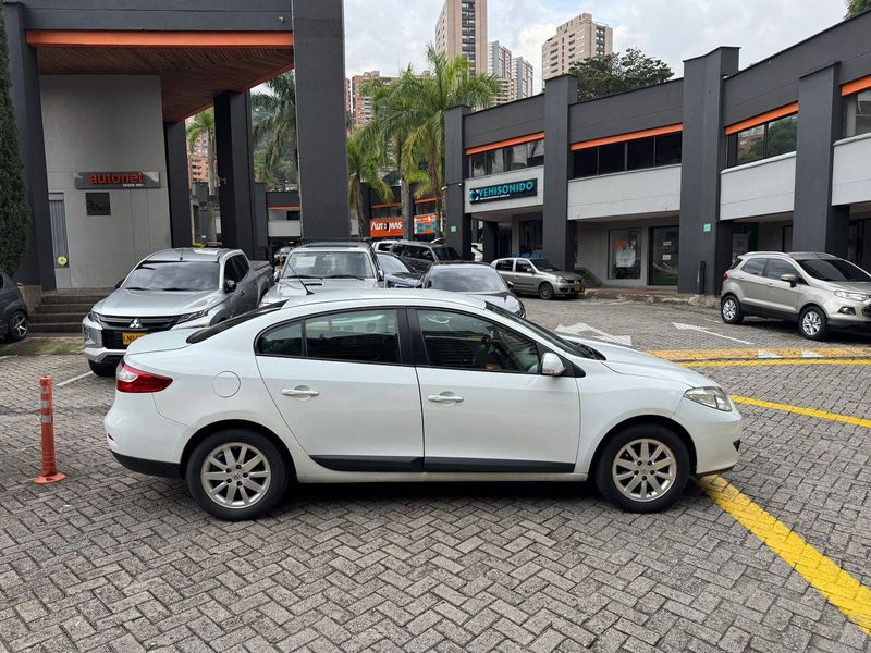 RENAULT FLUENCE 2012 ÚNICO DUENO - imagen secundaria 2