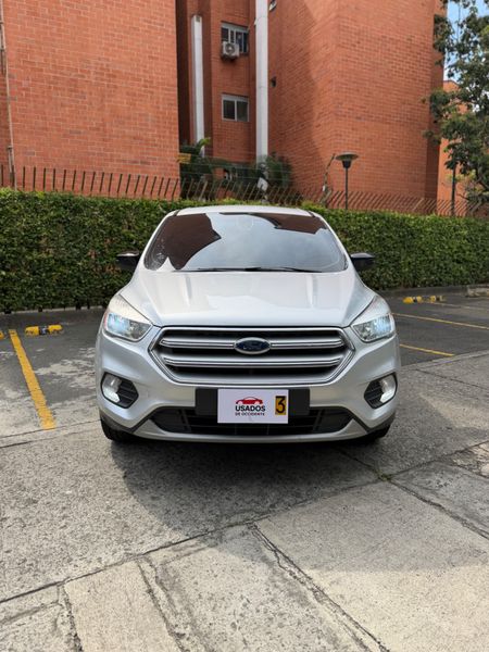 Ford Escape SE 2017 - imagen secundaria 2