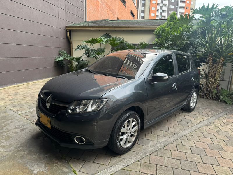 Renault Sandero 2017 AT - imagen secundaria 1