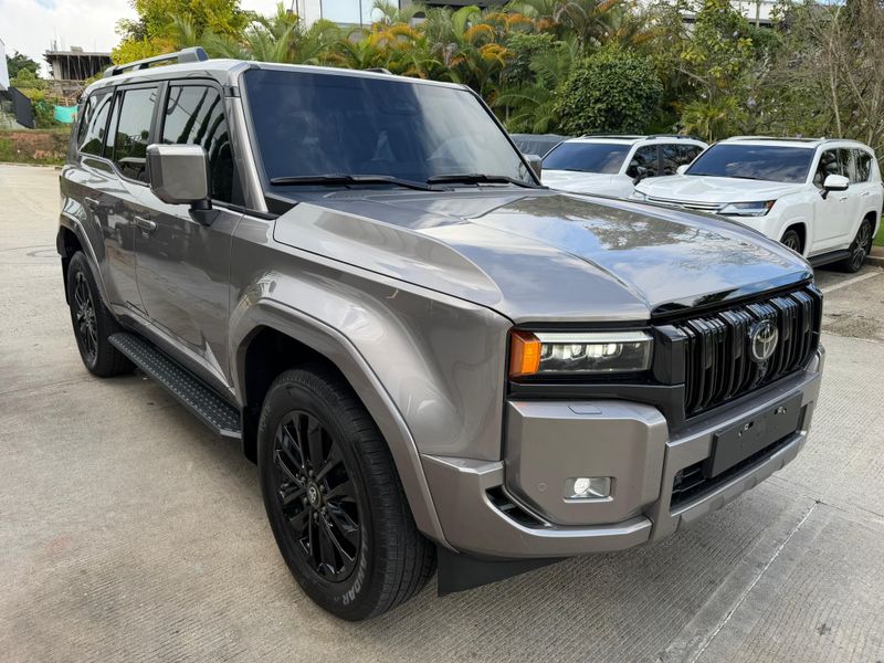 Toyota Prado VX 2026 diesel 2.8 0 km - imagen secundaria 2