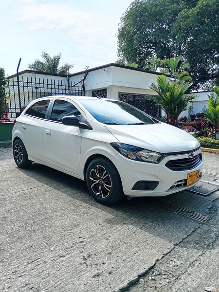 Chevrolet Joy HB - imagen secundaria 2