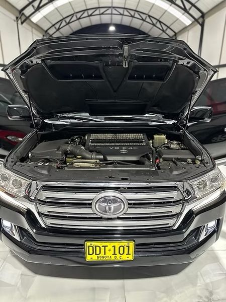 TOYOTA LAND CRUISER 200 B2 2009 LC200 - imagen secundaria 2