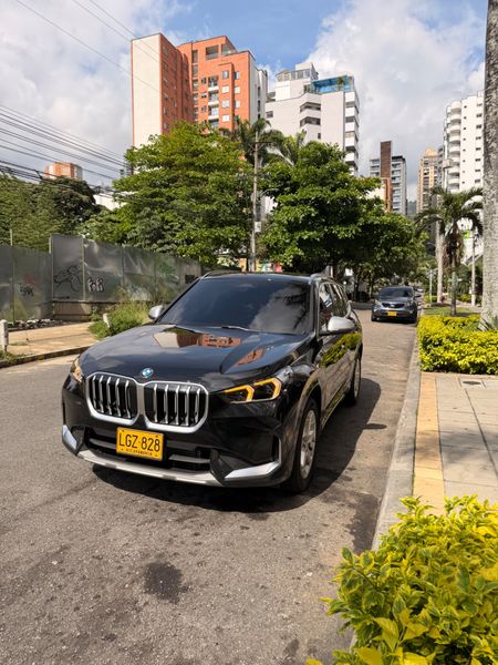 BMW X1 sdrive 18i 2025 - imagen secundaria 1