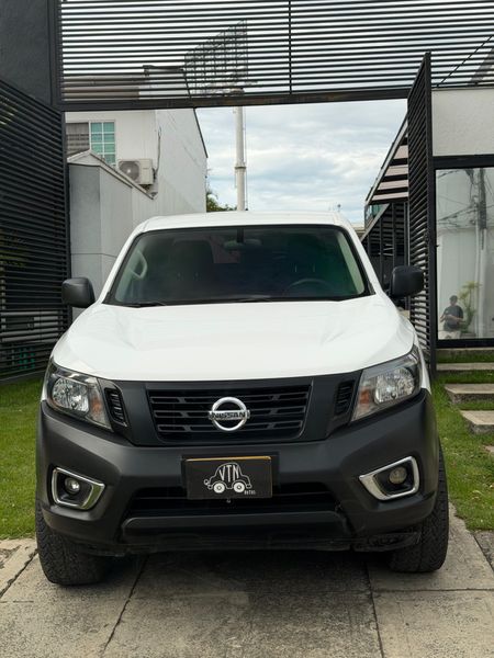 Nissan NP300 Frontier - imagen secundaria 1