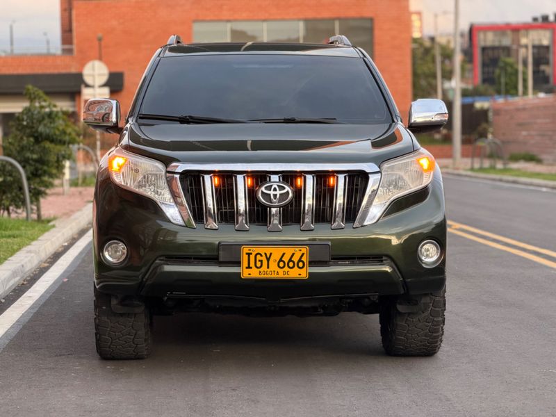 TOYOTA PRADO TXL 2015 3.0 DIESEL 4x4 - imagen secundaria 1