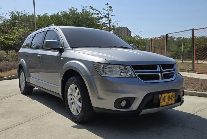 DODGE JOURNEY SXT 2017 - imagen secundaria 1