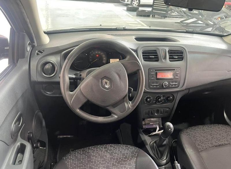 Renault Logan 2017 - imagen secundaria 1