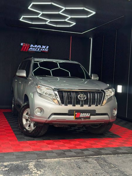 Toyota Prado TXL 4.000 cc Gasolina 4x4 - imagen secundaria 1