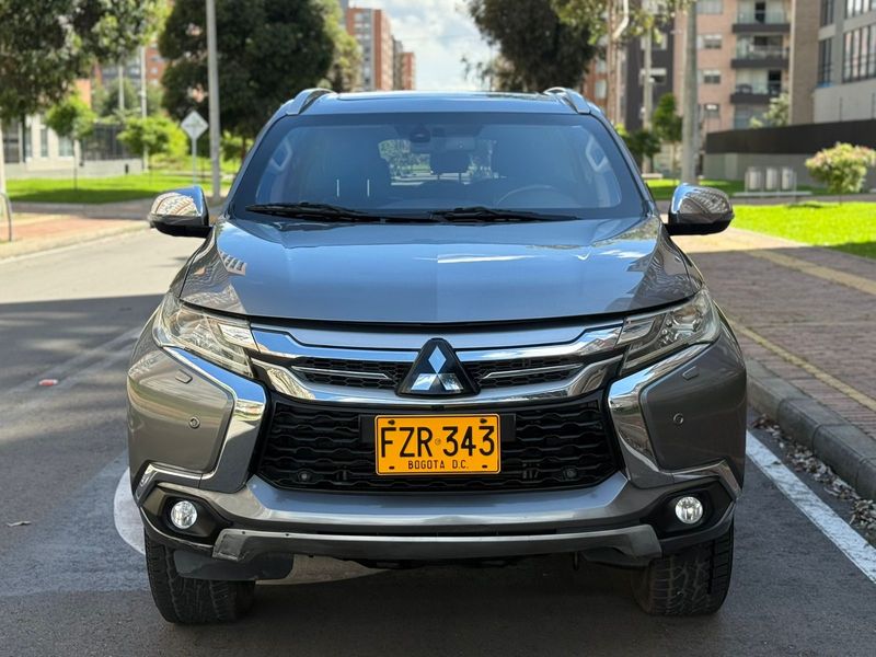 Mitsubishi Montero Sport - imagen secundaria 2