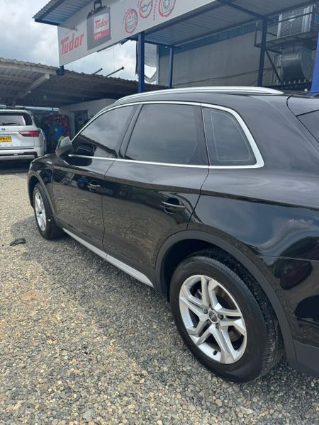 Audi Q5 2018 - imagen secundaria 2