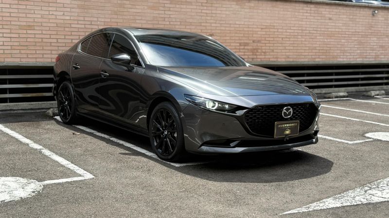 Mazda 3 Grand Touring LX carbón 2026 - imagen secundaria 2