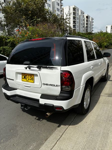 Chevrolet Trail Blazer 2004 - imagen secundaria 2