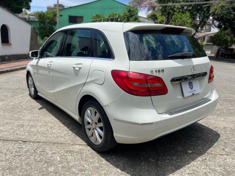 Mercedes Benz B180 2013 - imagen secundaria 2
