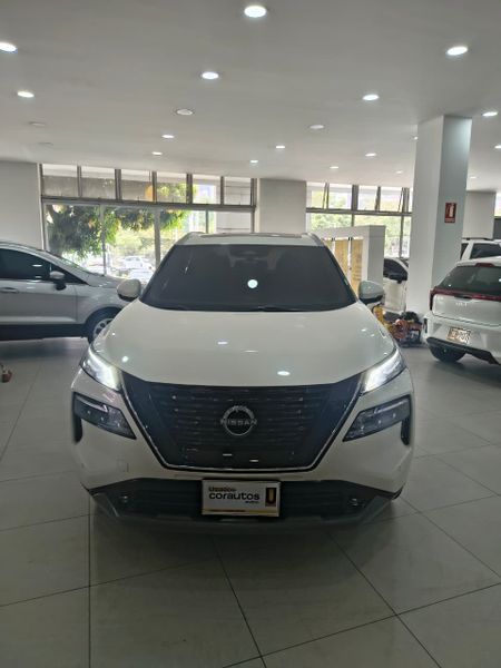 Nissan X-trail E-power 1.5 Advance E-4orce - imagen secundaria 1