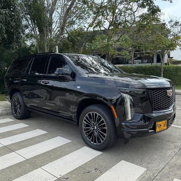 Cadillac Escalade Sport Platium 2025 Blindaje 2 plus - imagen secundaria 1