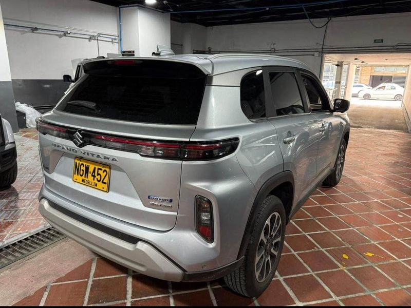 Suzuki Grand Vitara 2024 - imagen secundaria 1