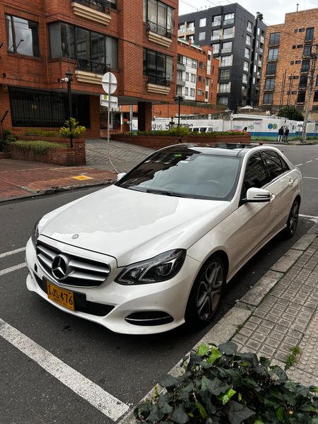 Mercedes-Benz E200 - imagen secundaria 2