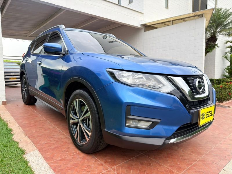 NISSAN XTRAIL ADVANCE 2022 AUTOMÁTICA 30.000 kms - imagen secundaria 2