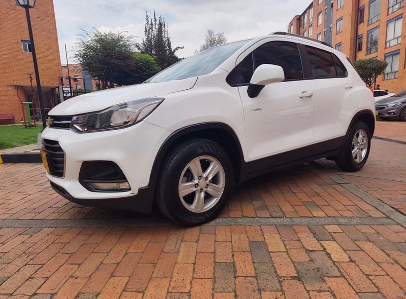 Chevrolet Tracker 2020 - imagen secundaria 1