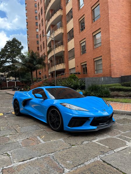 Chevrolet Corvette Stingray 2LT - imagen secundaria 2