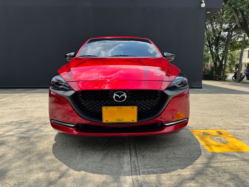 MAZDA 2 Touring Carbón Edition 2024