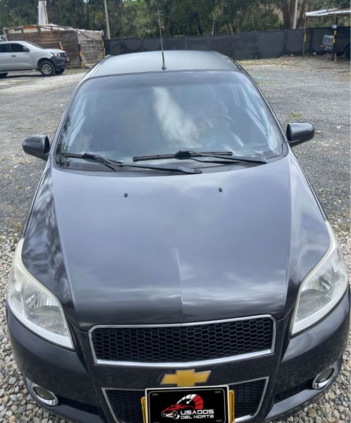 Chevrolet Aveo Emotion - imagen secundaria 1