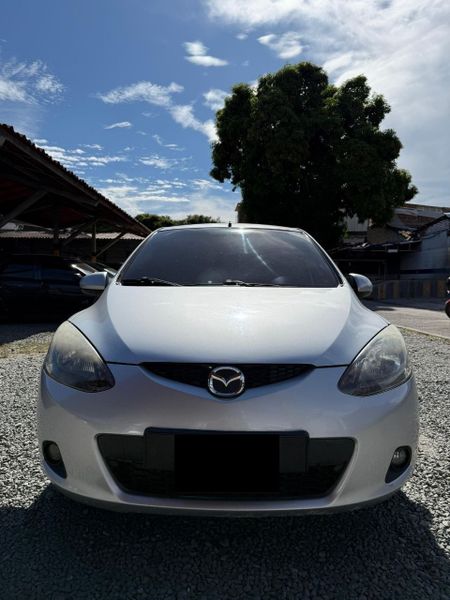 Mazda 2 2009 automático - imagen secundaria 1
