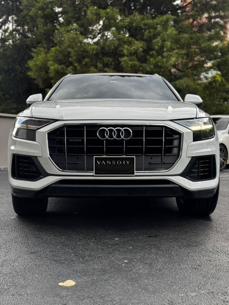 AUDI Q8 TFSI QUATTRO - imagen secundaria 1