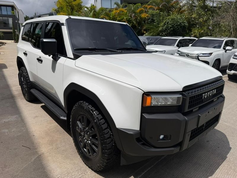 TOYOTA PRADO LC250 TX DIESEL - imagen secundaria 2