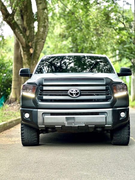 Toyota Tundra 2017 blindaje 2 - imagen secundaria 2