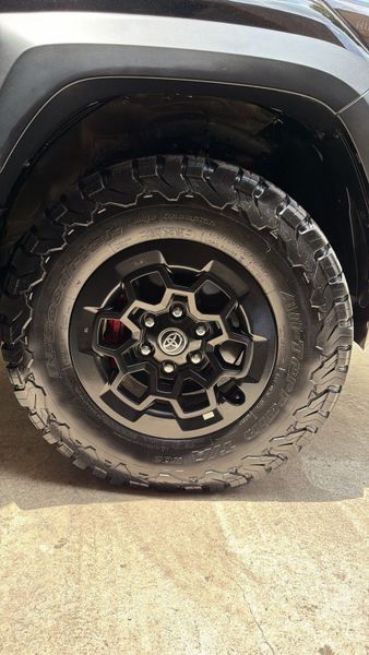 TOYOTA HILUX GR 2026 - imagen secundaria 2