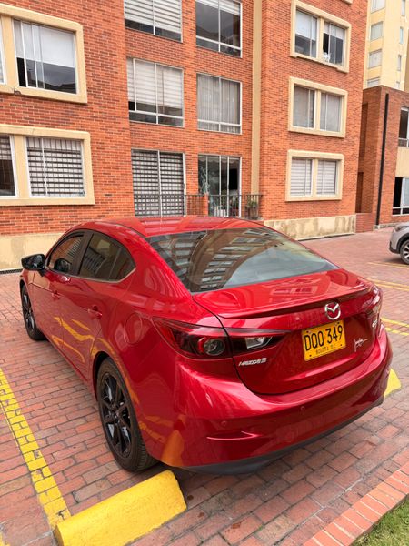 Mazda 3 grand Touring  full equipo - imagen secundaria 2