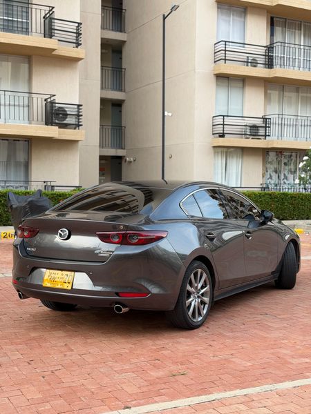 Mazda 2 Grand Touring LX 2022 - imagen secundaria 1