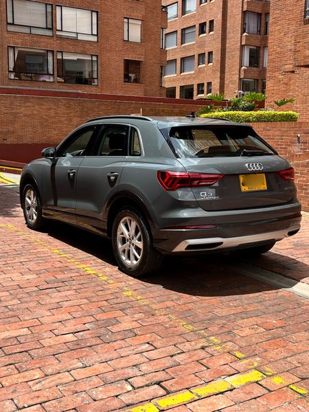 Audi Q3 AMBITION 1.4T - imagen secundaria 1