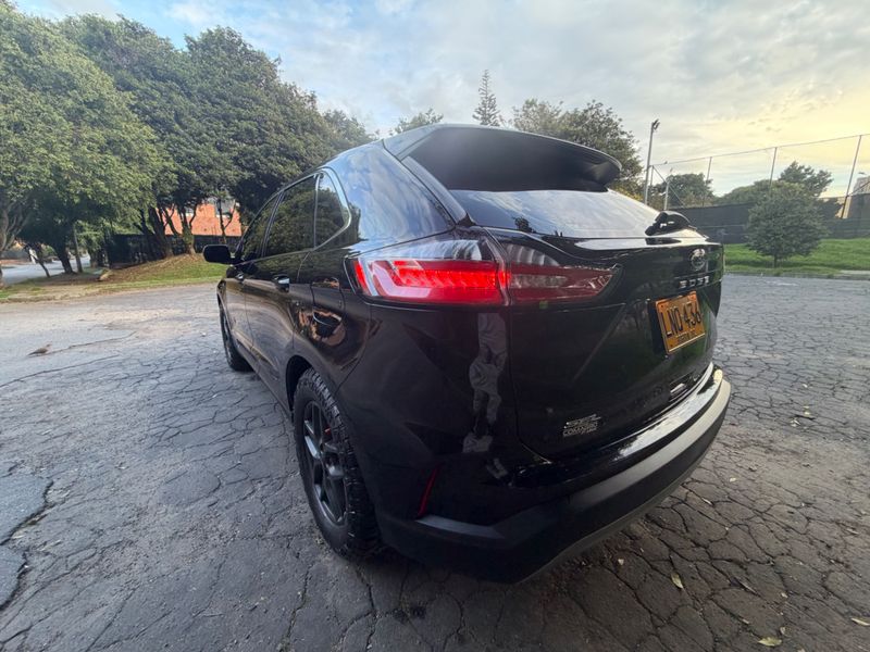 Vendo ford edge 2022 2.0 turbo - imagen secundaria 1