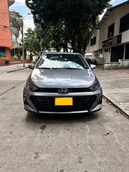 Hyundai Accent HB20 2024 automático - imagen secundaria 2