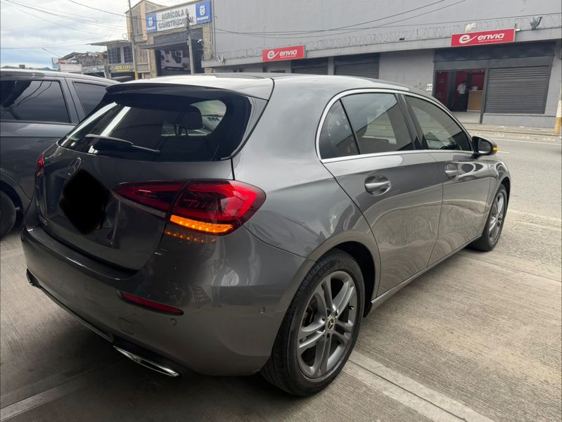 Mercedes Benz clase A - imagen secundaria 1