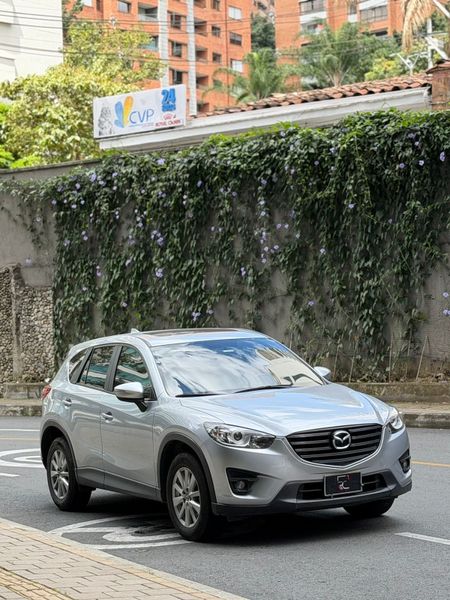 Mazda CX-5 Grand Touring - imagen secundaria 1