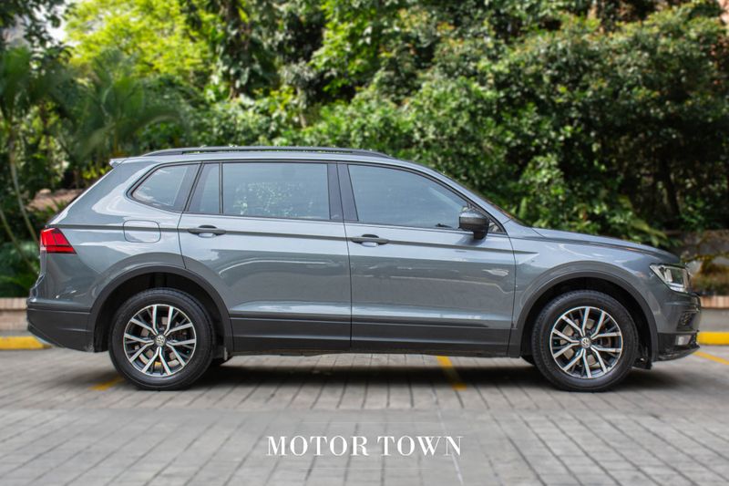 Volkswagen Tiguan 1.4 Tsi Comfortline 2WD 2018 - imagen secundaria 1