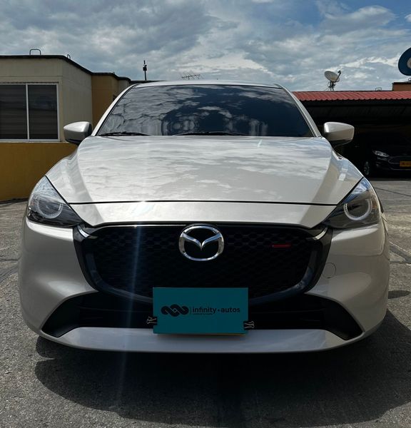 Mazda 2 Grand Touring LX Sedán 2025 - imagen secundaria 2