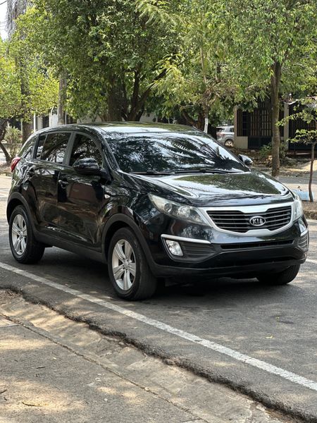KIA SPORTAGE REVOLUTION DIESEL 4x4 2013 - imagen secundaria 2
