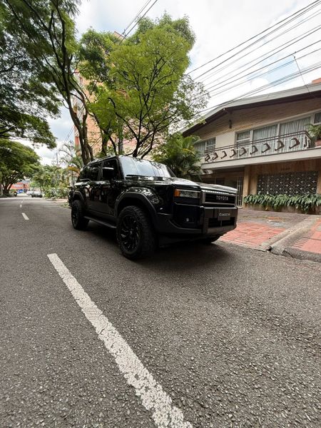 Toyota Prado TXL 2025 Automática Segundo Dueno Diesel 4x4 - imagen secundaria 2