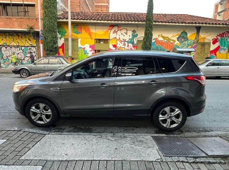 Ford Escape Se 2014 - imagen secundaria 1