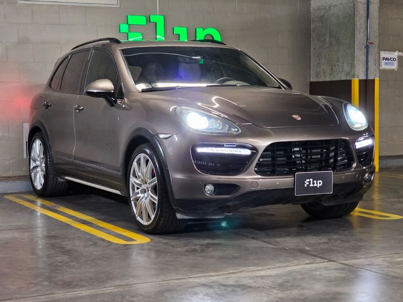 Porsche Cayenne 4.8 Turbo S 2014 - imagen secundaria 2