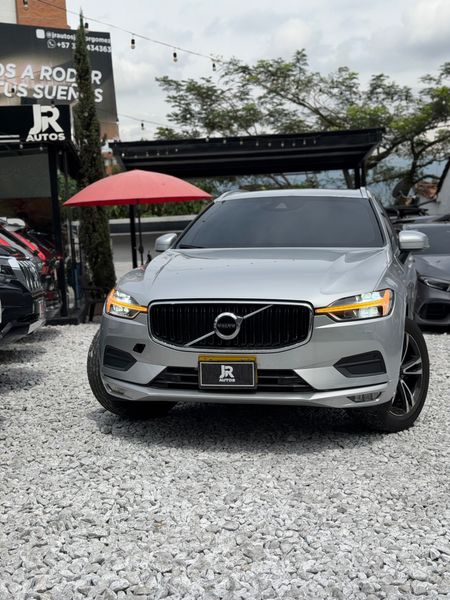 VOLVO XC60 2021 - imagen secundaria 1