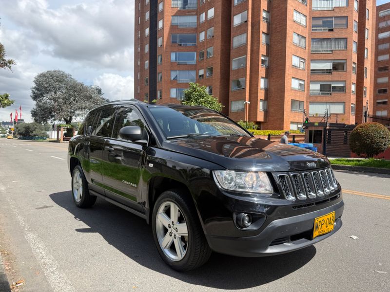JEEP COMPASS LIMITED - imagen secundaria 2