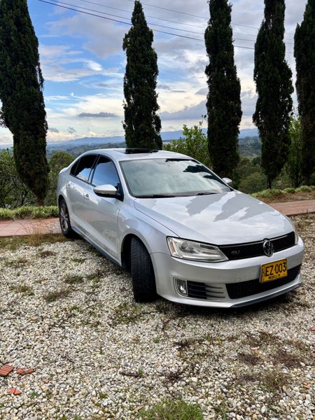 Volkswagen jetta gli - imagen secundaria 1