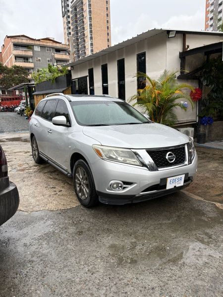 NISSAN PATHFINDER ADVANCE 4X4 - imagen secundaria 2