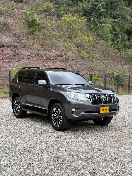 TOYOTA PRADO TXL 2024 - imagen secundaria 1