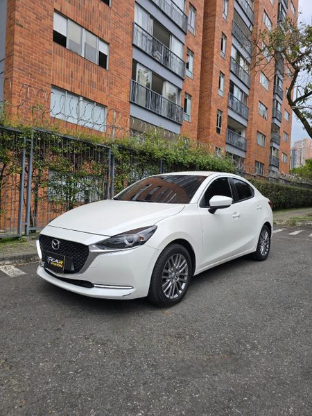 Mazda 2 Grand Touring lx Sedan 1.5cc automatco - imagen 1